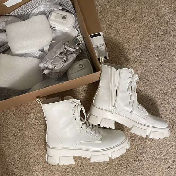 Steve Madden Thora P pouch chunky combat boots - Picture 3 of 3